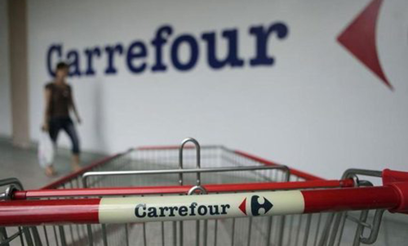 Alertan que Carrefour despedirá 3.000 empleados y cerrará 11 locales
