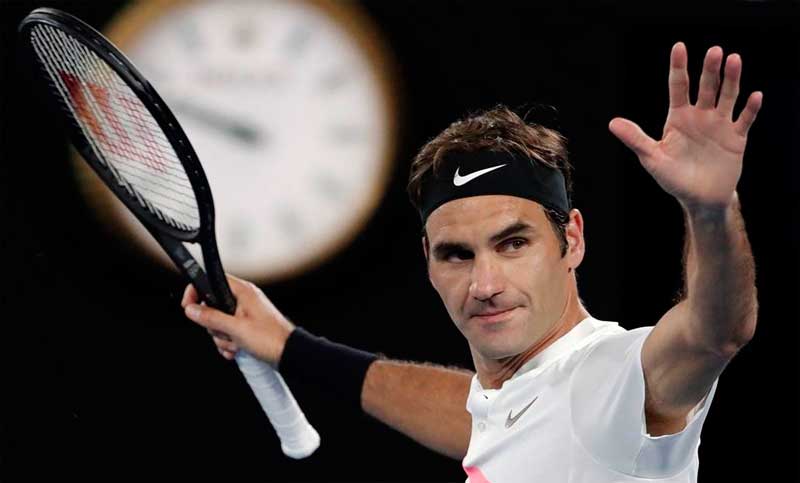Federer avanzó a semis y es el nuevo favorito al título en Australia