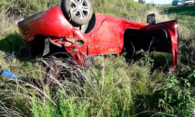 Un herido grave en un vuelco en autopista Rosario – Santa Fe