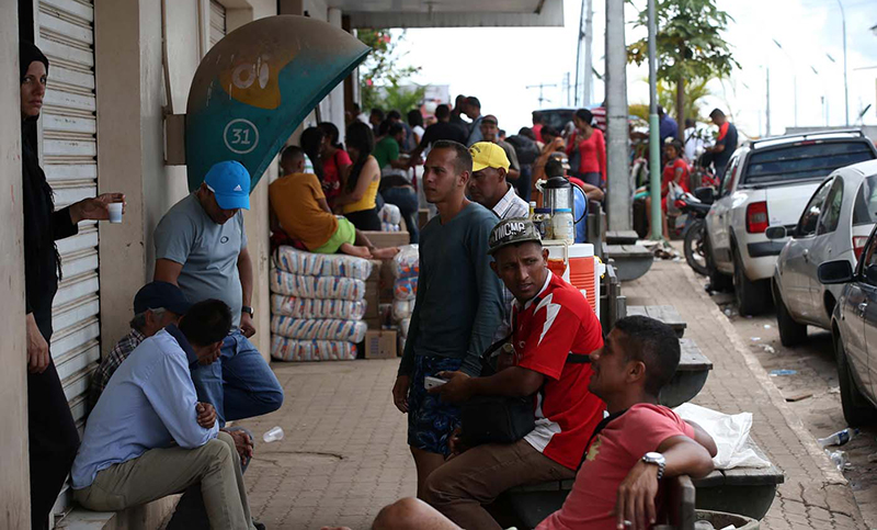 Brasil crea un comité para enfrentar la crisis migratoria con Venezuela
