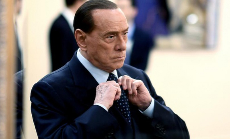 Berlusconi pide referéndum para elegir presidente con voto directo