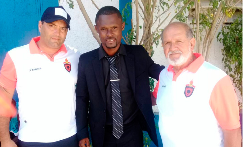 El cuerpo técnico rosarino en Haití debutó con un triunfo