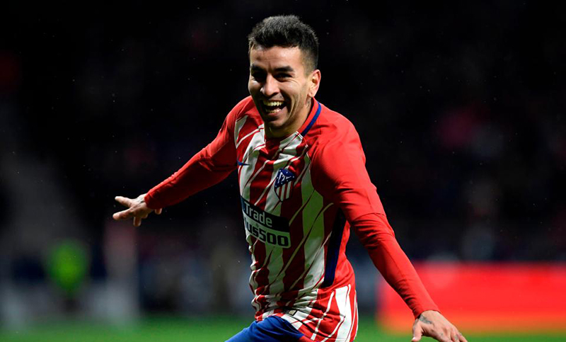 Atlético Madrid con un gol de Correa, ganó y se acerca al líder