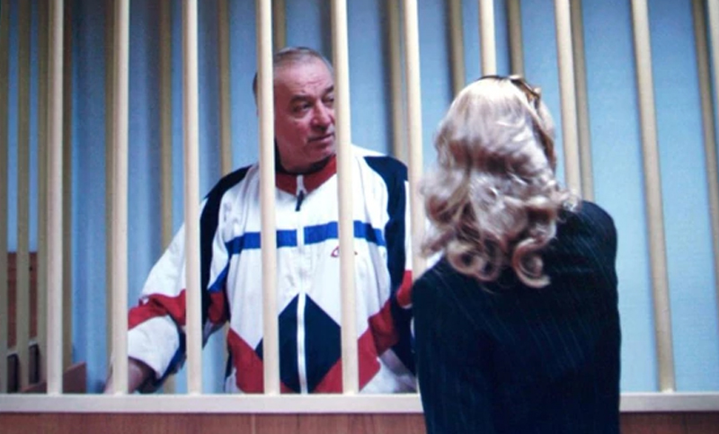 Policía británica dice que ex espía ruso fue envenenado deliberadamente