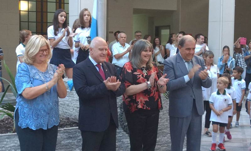 El Gobernador de Santa Fe inauguró el ciclo lectivo 2018 en el Normal 2