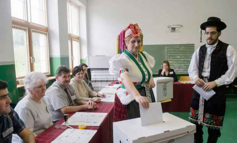 Con alta participación, Hungría elige presidente