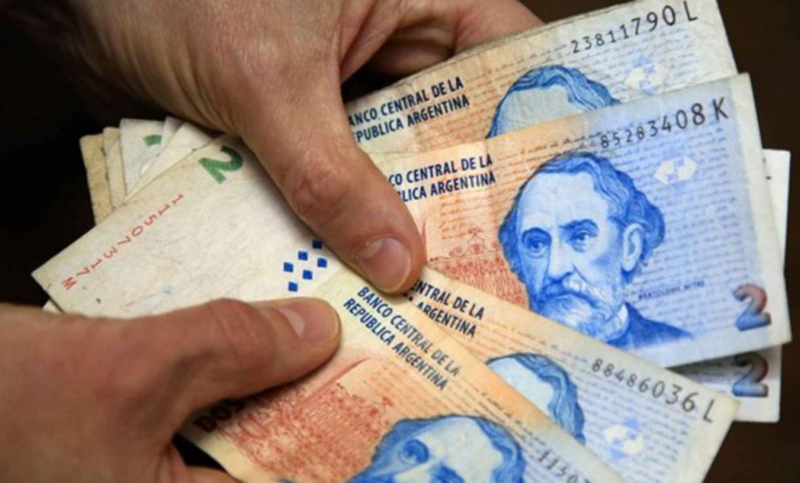 Los billetes de 2 pesos se podrán canjear hasta fines de abril