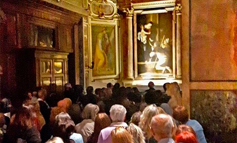 Caravaggio descubrió en su «Madonna de los Peregrinos» los misterios que nos acercan a la Virgen