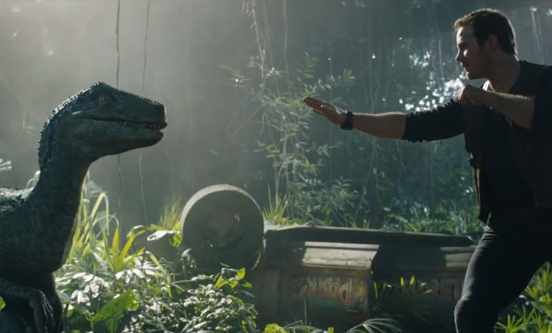 Jurassic World, el reino caído estrena su último trailer