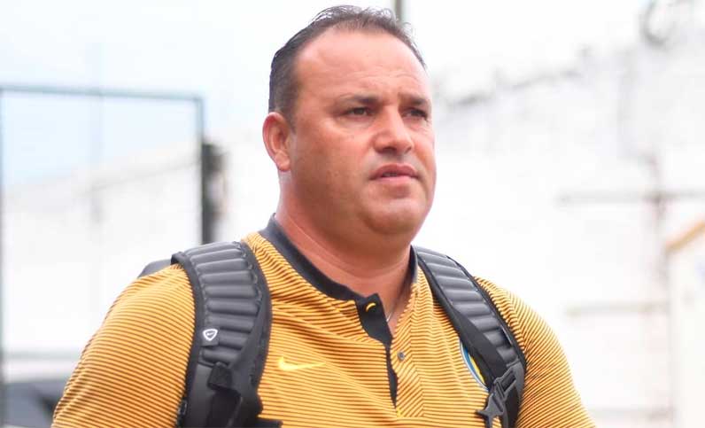 Leo Fernández fue autocrítico con la derrota al decir que «no rescató nada»