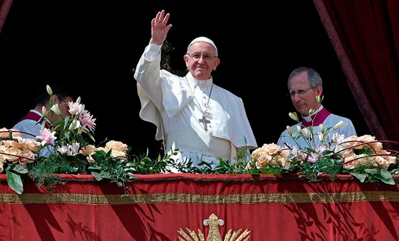 Francisco pidió por Siria y Venezuela en su bendición de Pascua