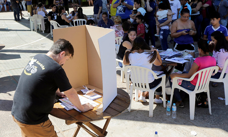 Paraguay: cerraron mesas en elecciones presidenciales