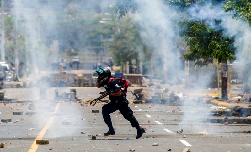 Suspenden misas en Nicaragua por presencia de «paramilitares»