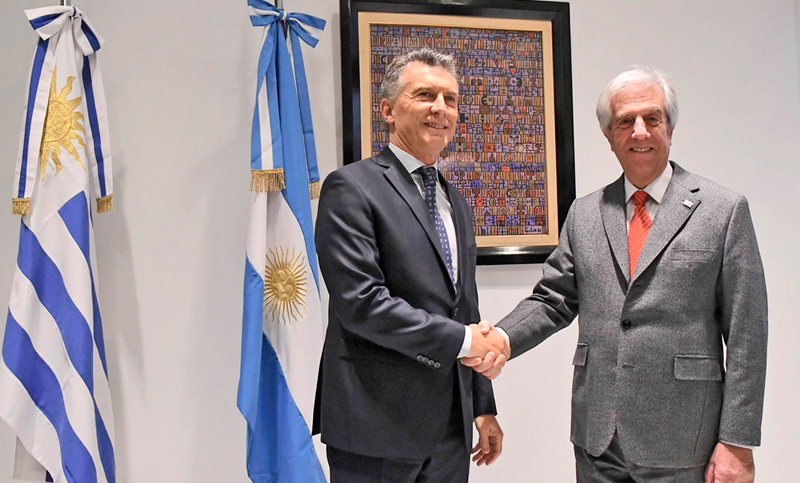 Macri participó de la inauguración de la nueva sede de la embajada uruguaya