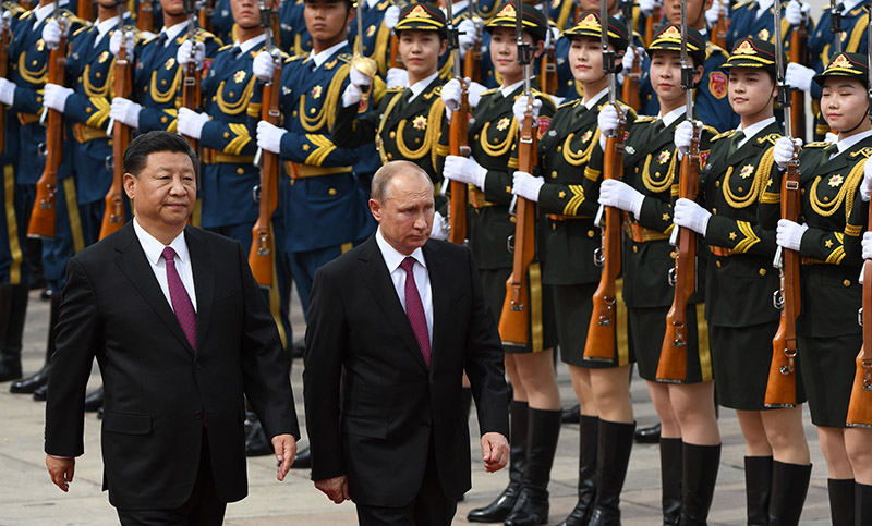 Putin recibido con todos los honores por Xi Jinping en China