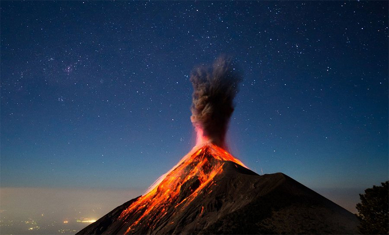 Se reanudó la búsqueda de desaparecidos por la erupción del volcán de Fuego