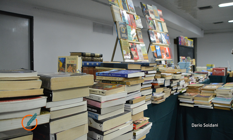 Feria de Librerías de Viejo en el Centro Cultural Fontanarrosa