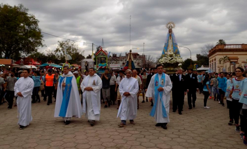 Peregrinos correntinos llegaron a la Basílica de Itatí pidiendo por las vocaciones religiosas