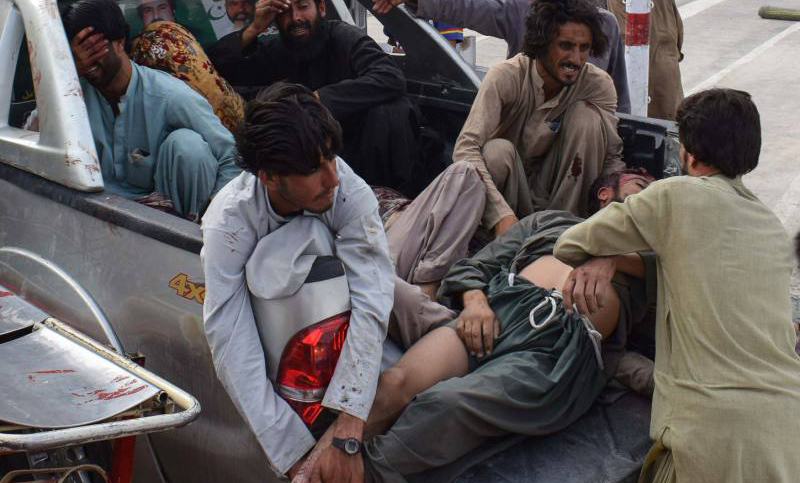 Al menos 25 muertos en un atentado durante un mitin en Pakistán