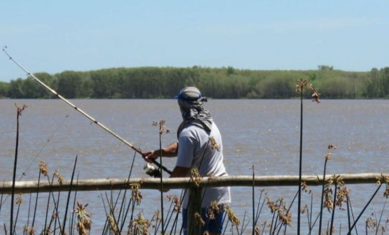 Una jueza de Entre Ríos autorizó a un preso a salir dos veces por semana para pescar