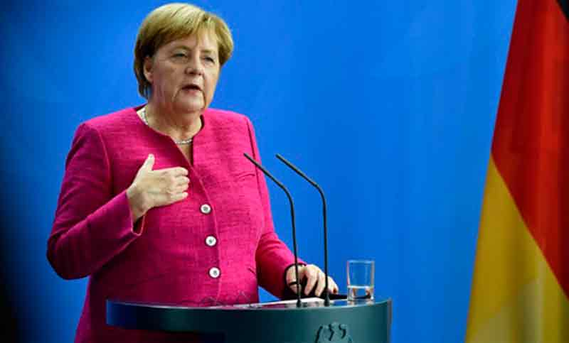 Merkel denuncia «el odio en la calle» ante la violencia de la extrema derecha