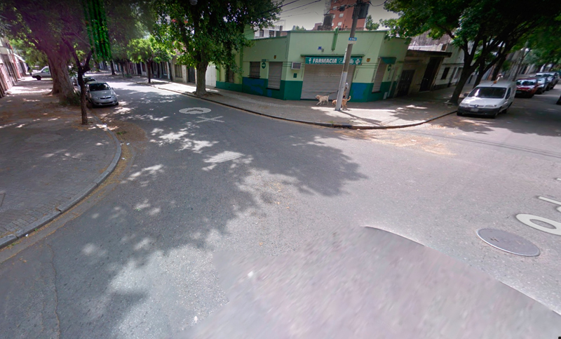 Barrio Echesortu: chocaron un auto y una moto y hay un herido