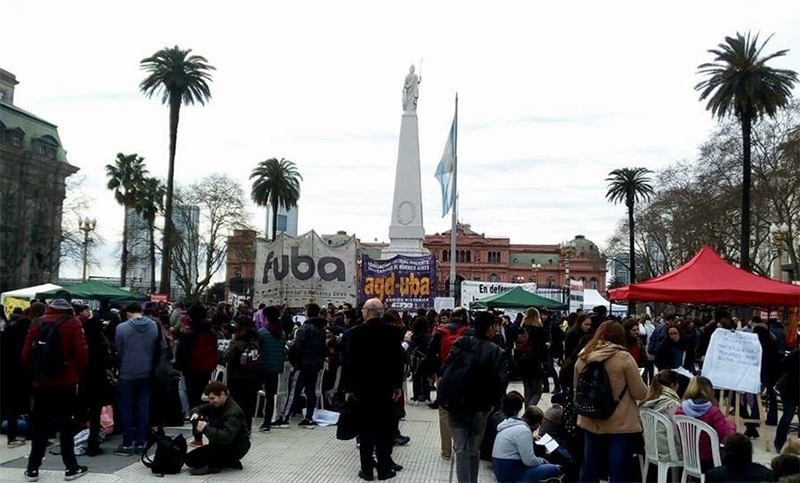 Convocaron a una toma masiva de facultades en el marco del paro universitario