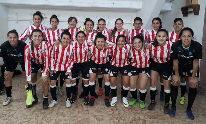 Fútbol femenino: Paraná y Rosario se disputan la sede del triangular de selecciones