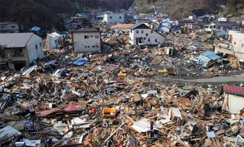 Ya suman 832 los muertos en Indonesia luego de sufrir un sismo y un tsunami