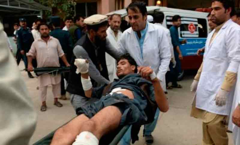 Al menos 13 muertos por un atentado suicida en un mitin en Afganistán