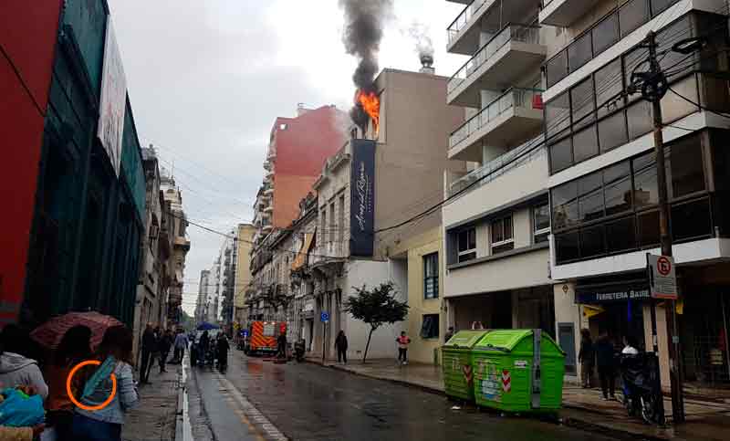 Se incendió el segundo piso del apart hotel Aires de Rosario