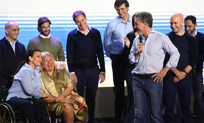 En plena interna, Macri y Carrió se mostrarán juntos y hubo “cumbre cultural”