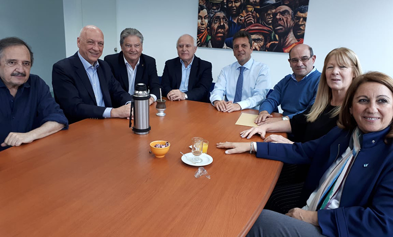 Reunión entre Lifschitz, Bonfatti y dirigentes opositores “para debatir ideas”