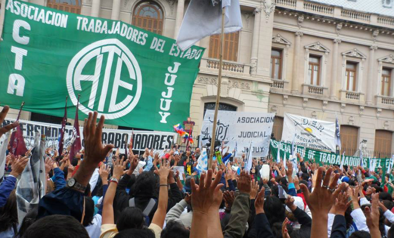 Jujuy reabre paritarias: convoca a estatales y docentes