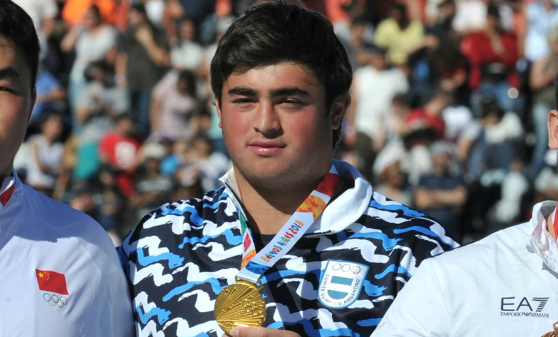 Nazareno Sasia logró la medalla de oro en el lanzamiento de bala
