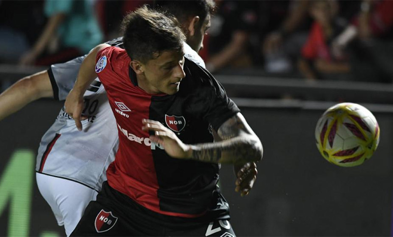 Newell’s y Estudiantes se enfrentan en el duelo pendiente de Superliga