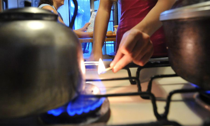Gobierno oficializó derogación del aumento de las tarifas de gas