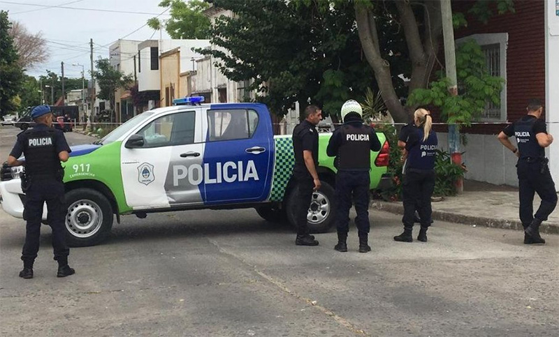 Horror en Tolosa: un ex policía mató a un nene de 10 años, hirió a su pareja y se atrincheró