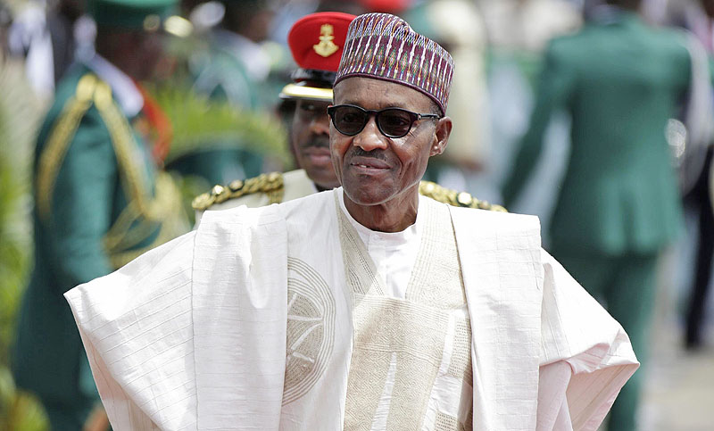 El presidente de Nigeria negó haber sido clonado, estar muerto o sustituido por un doble