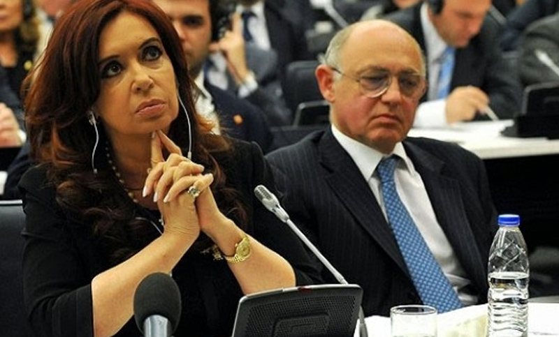 Cristina Kirchner recordó a Timerman y vinculó su enfermedad con la “persecución judicial”