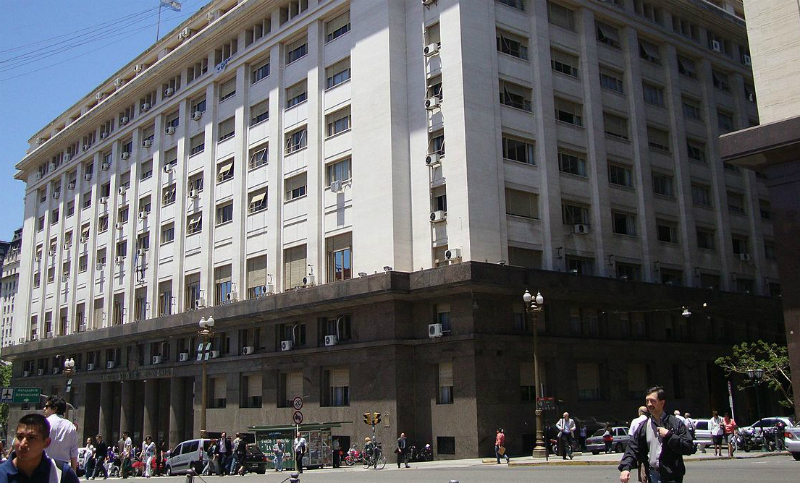 La CTA Autónoma marcha al Ministerio de Energía contra los tarifazos