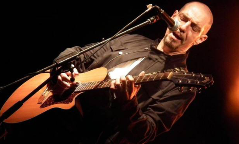Murió a los 56 años el guitarrista Ulises Butrón