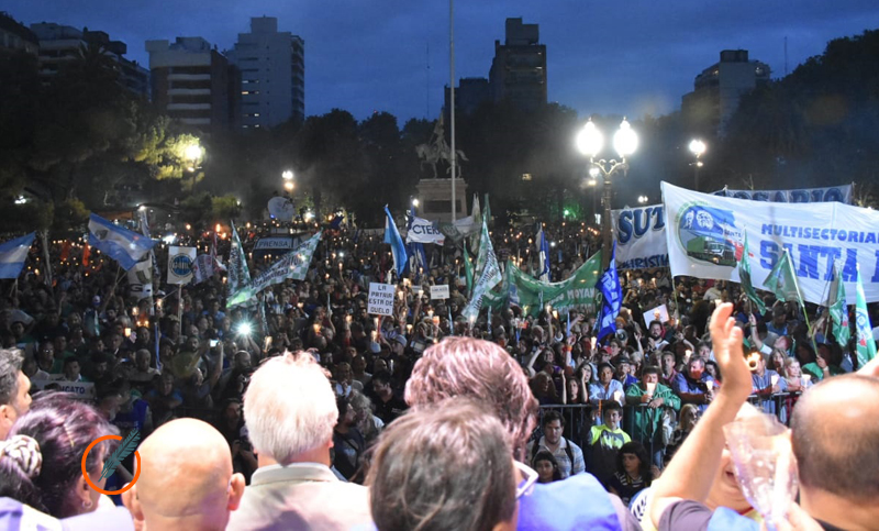 La Marcha de Antorchas se hizo sentir en Rosario