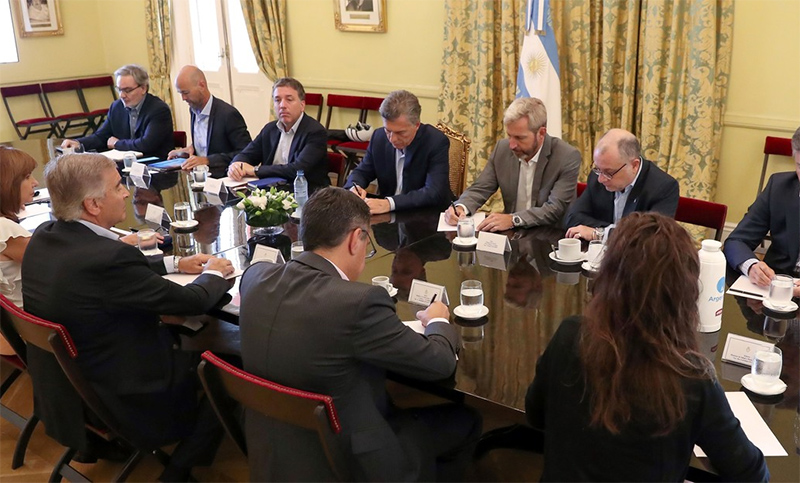 Macri encabeza una nueva reunión del gabinete nacional