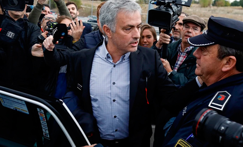 Condenan a Mourinho a un año de prisión y multa por evasión fiscal