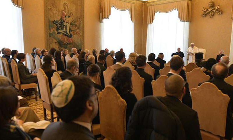 El Papa Francisco estimula el diálogo entre judíos y cristianos