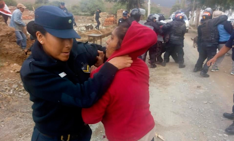Denuncian represión de la policía a comunidad Diaguita Kallchaki la Aguada en Salta