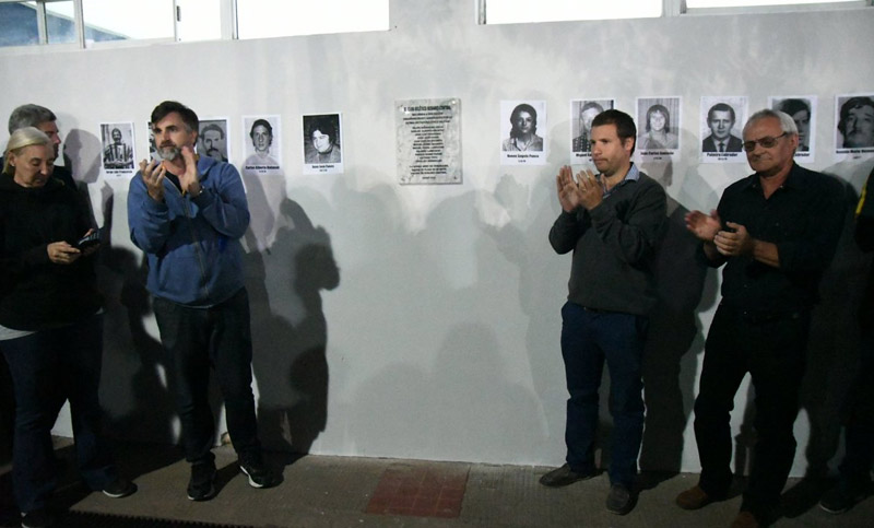 Central colocó una placa en homenaje a sus socios desaparecidos en la última dictadura