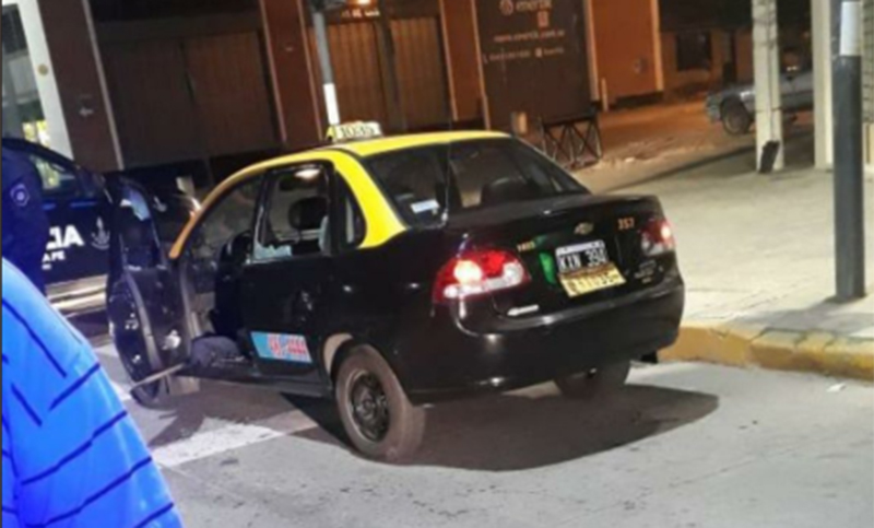 Hirieron a un taxista tras un feroz ataque a balazos en zona sur