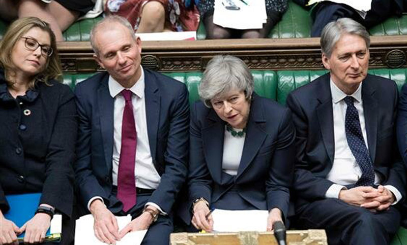 Gobierno británico continuará discutiendo el Brexit con la oposición la próxima semana